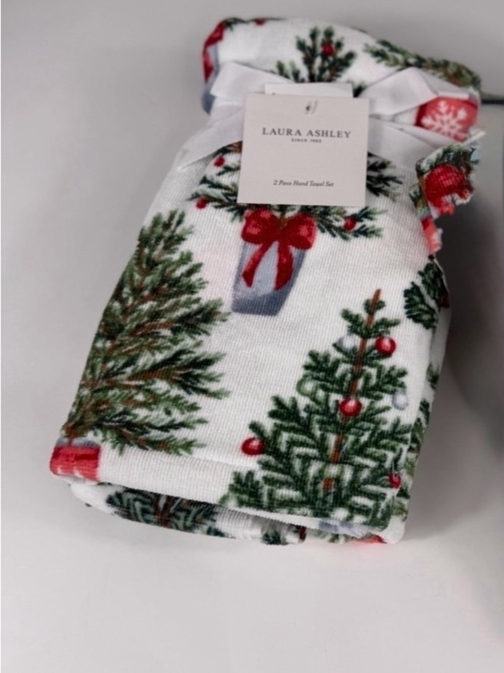 2 PC Laura Ashley Christmas Tree and Red Bow Hand Towel Set ~ Festive